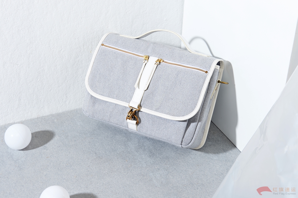 16397963229135.jpg 攝圖網_500990327_包包女士男士手提包錢包斜挎包背包(企業商用)_副本.jpg