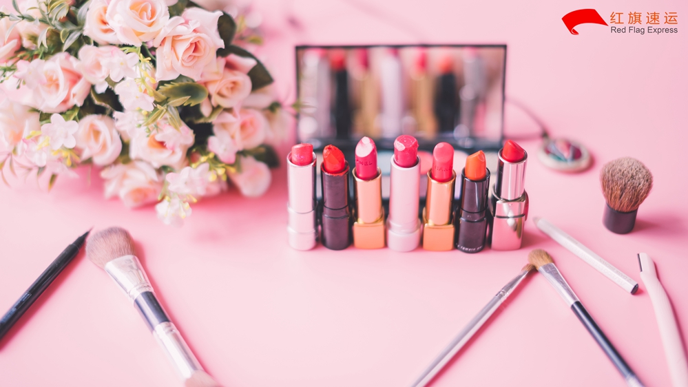 16510251938385.jpg 攝圖網(wǎng)_500498717_美妝口紅化妝品(企業(yè)商用)_副本.jpg