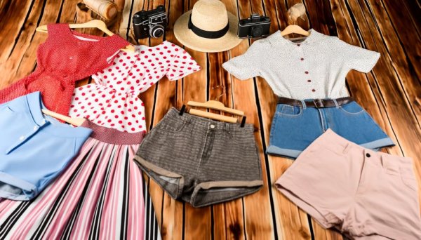 衣服從香港轉運回內地